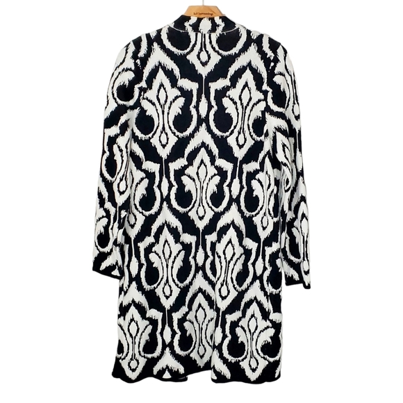 Chico's Contrast Jacquard Cardigan Black and White sz 1 (MED) - Picture 5 of 8